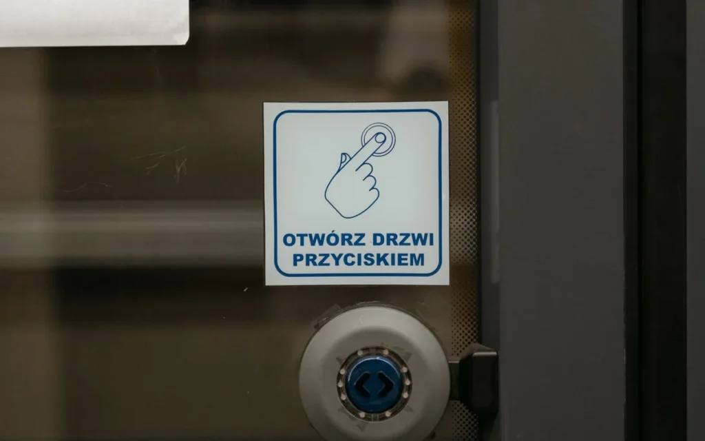 Mit bezpieczeństwa cobota
