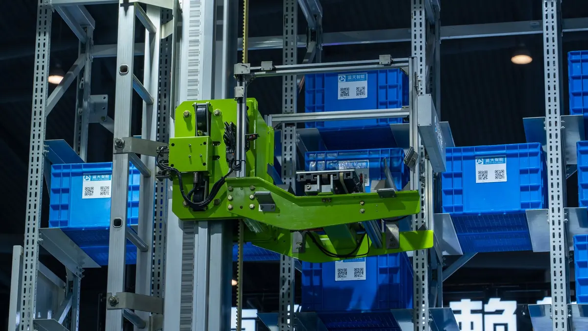 robot pakujący które osie